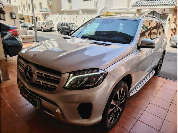2019 مرسيدس GLS400 في جدة