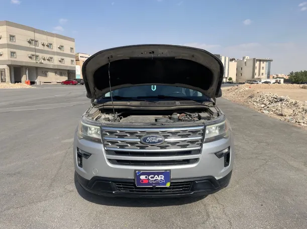 Car image 23