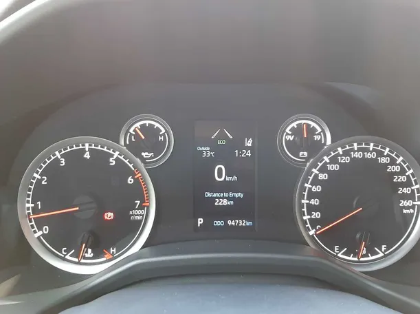 Car image 18