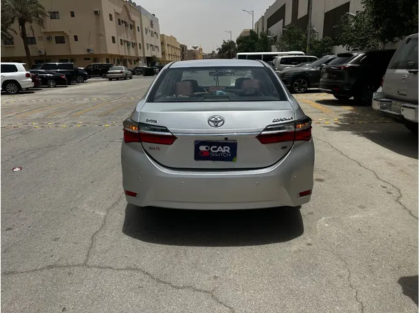 Car image 6