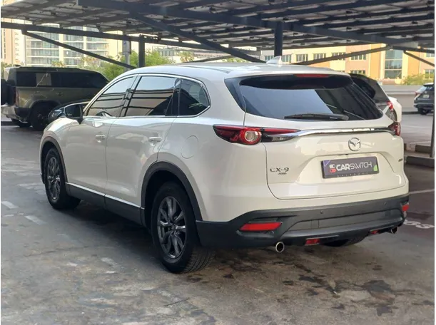 Car image 5
