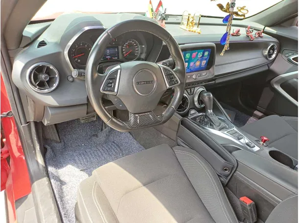 Car image 11
