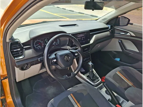 Car image 8