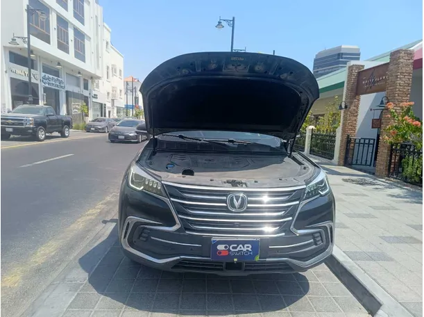 Car image 35