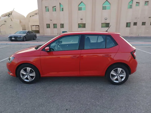 Car image 8