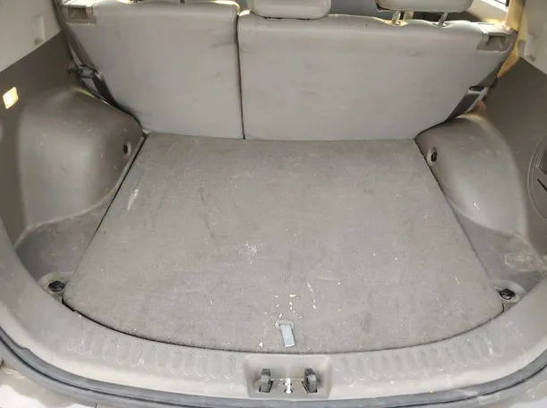 Car image 34