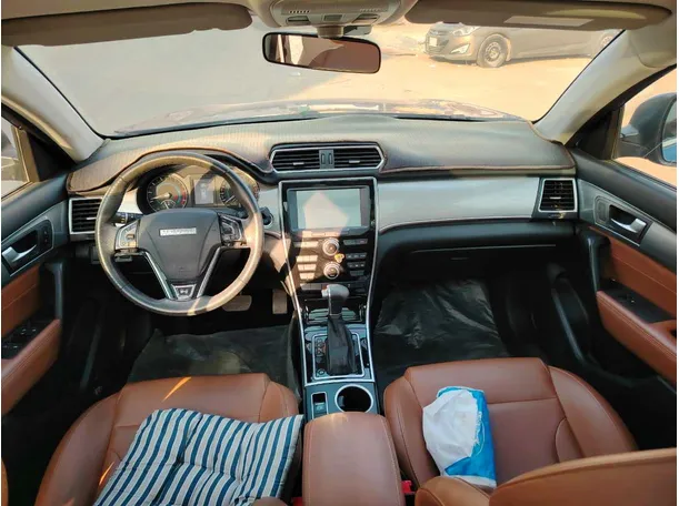 Car image 22