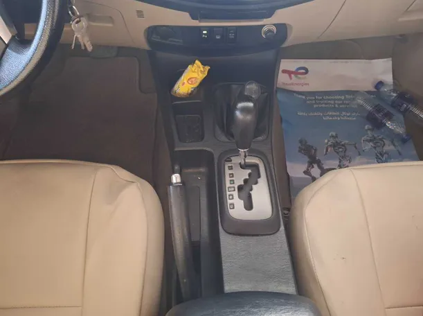 Car image 15