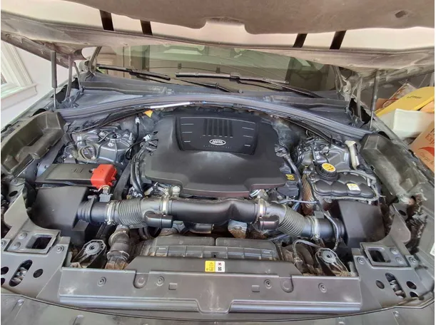 Car image 20