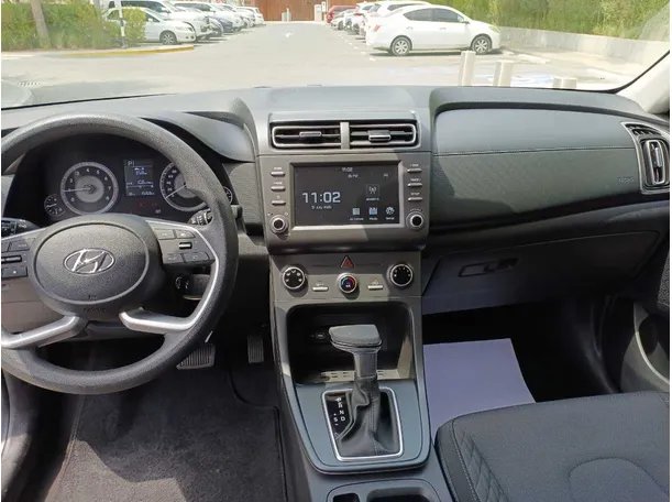 Car image 15