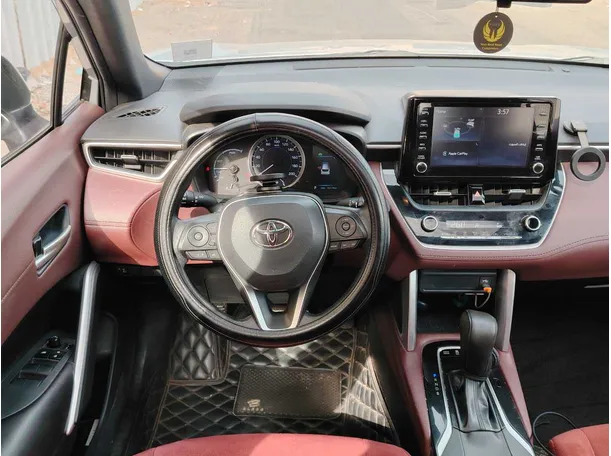 Car image 22