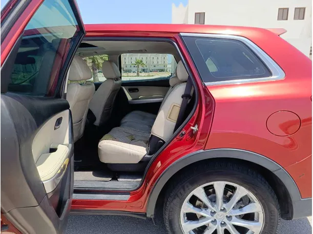Car image 17