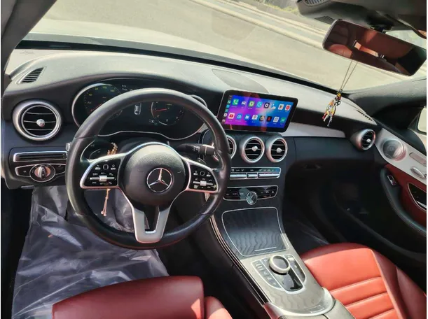 Car image 13