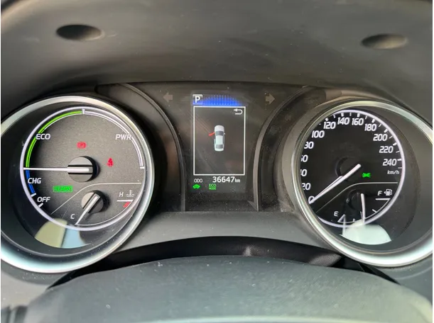 Car image 17