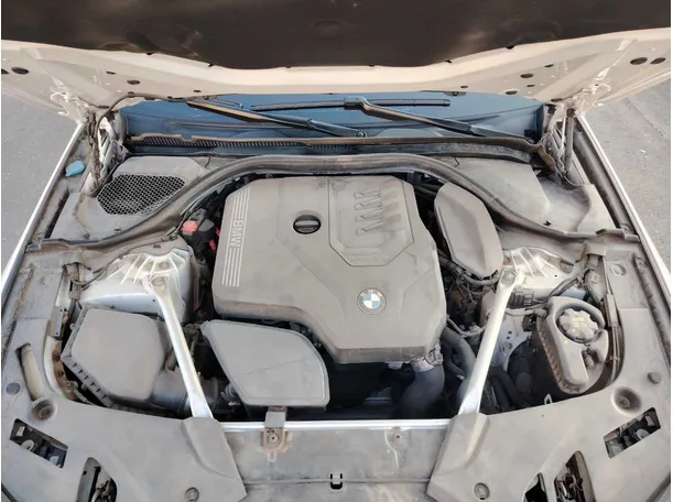 Car image 35