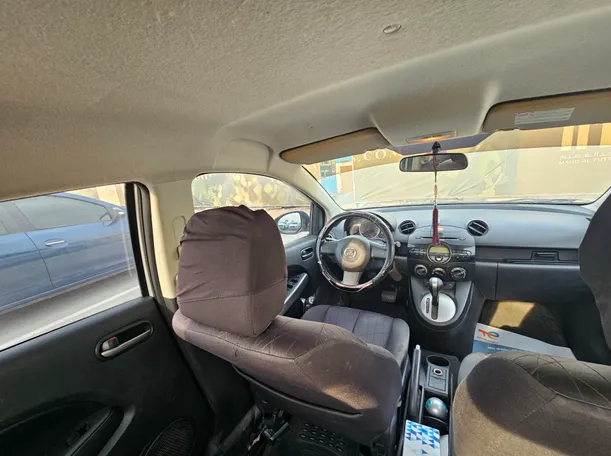 Car image 7
