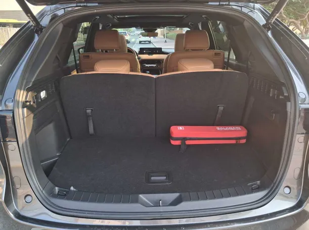 Car image 21