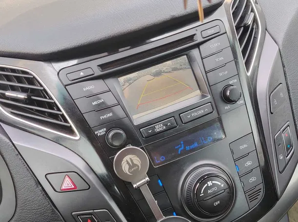 Car image 23