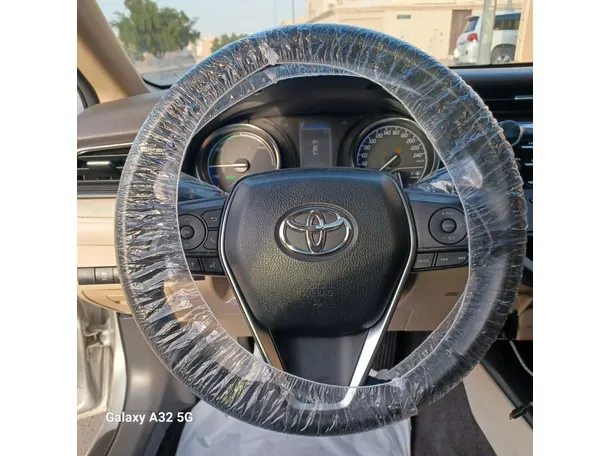 Car image 27