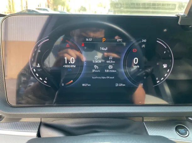 Car image 21