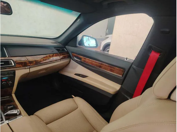 Car image 45