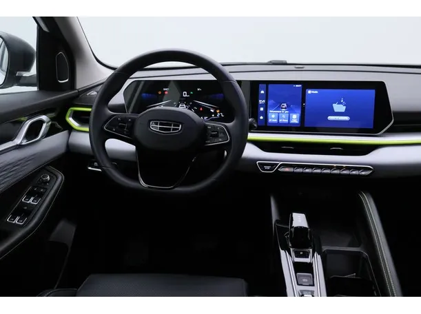 Car image 15