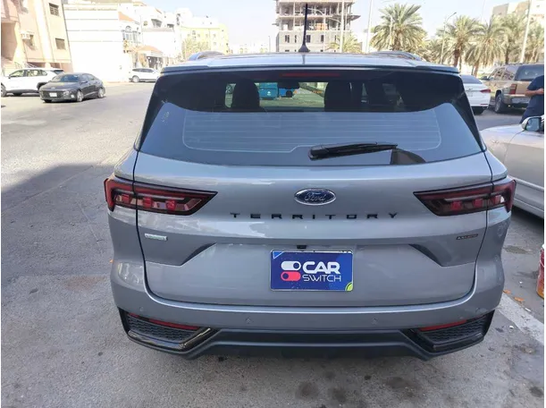 Car image 6