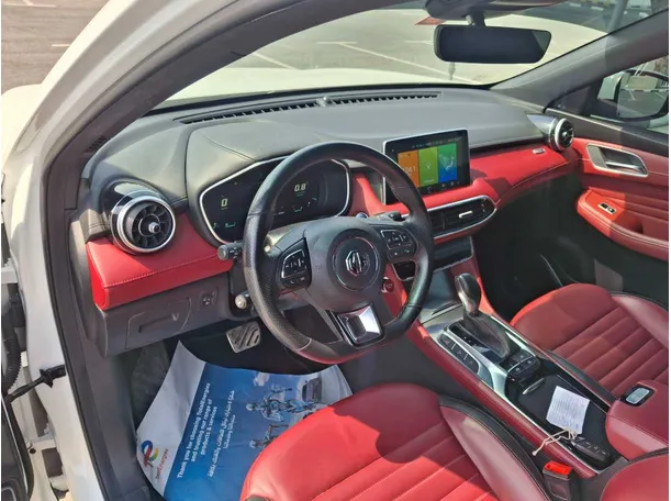 Car image 11