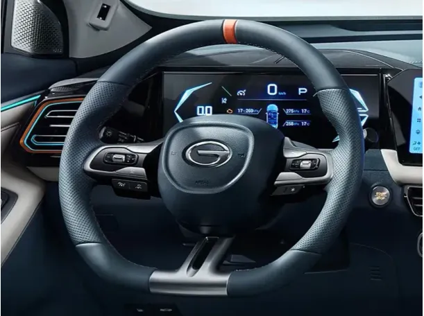 Car image 5
