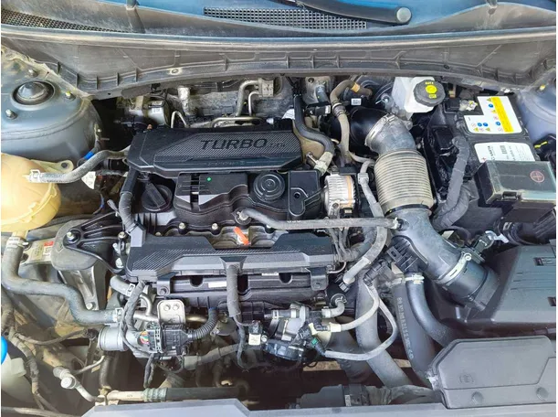 Car image 28