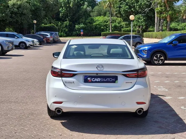 Car image 6