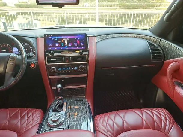 Car image 16