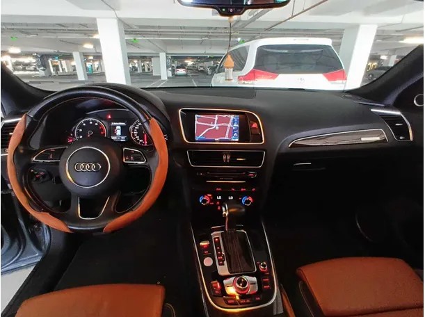 Car image 16