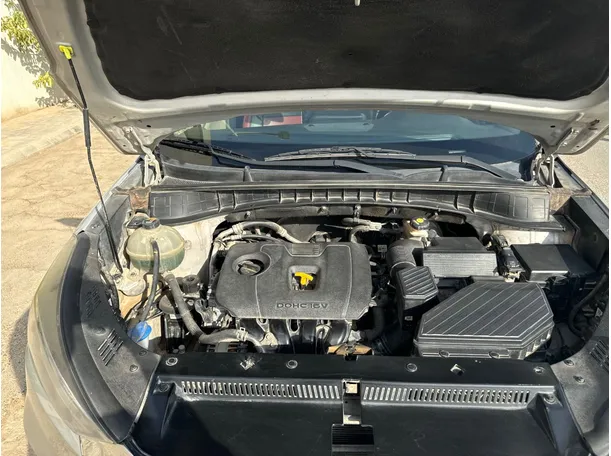 Car image 24