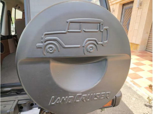 Car image 47