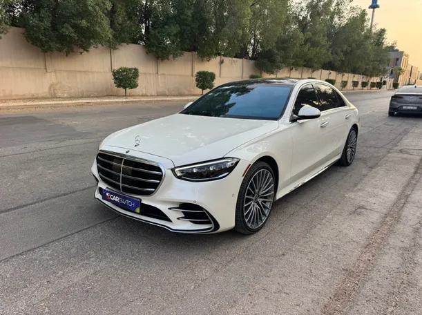 2023 Mercedes S500 in Riyadh