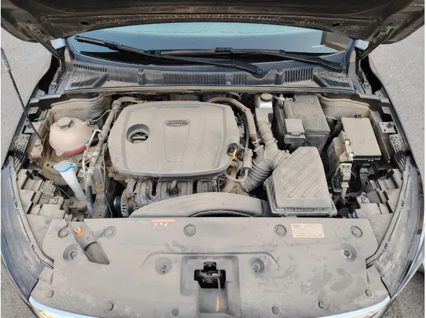 Car image 32