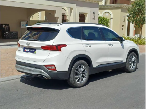 Car image 5