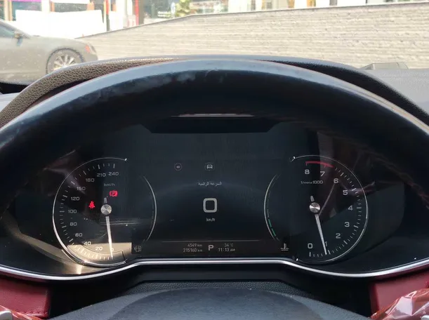Car image 25