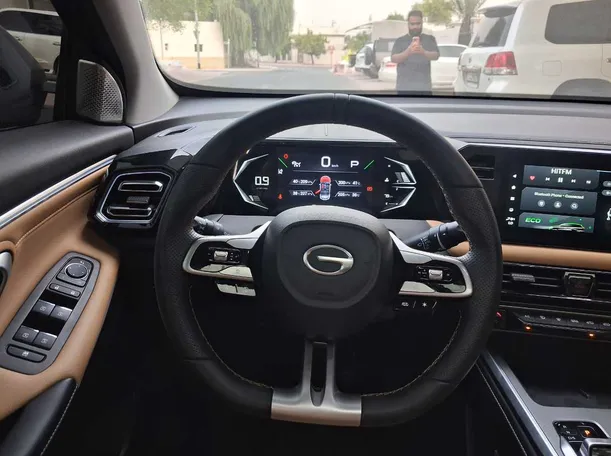 Car image 19