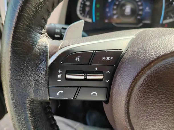 Car image 39
