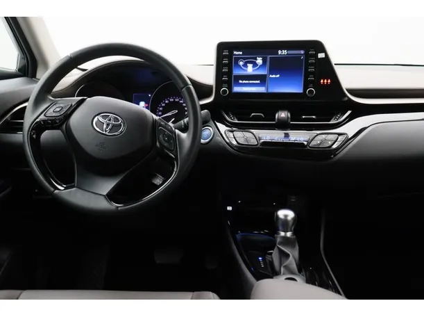 Car image 15