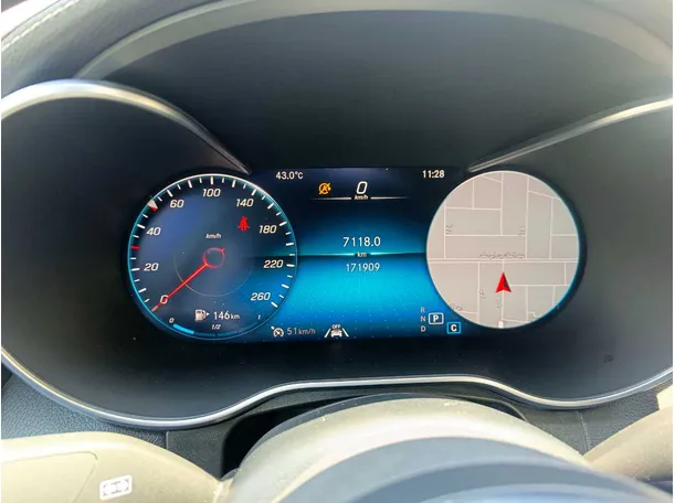 Car image 29