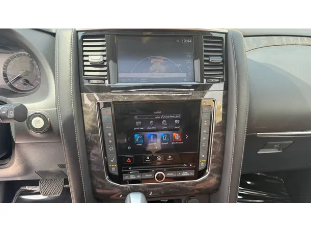 Car image 19