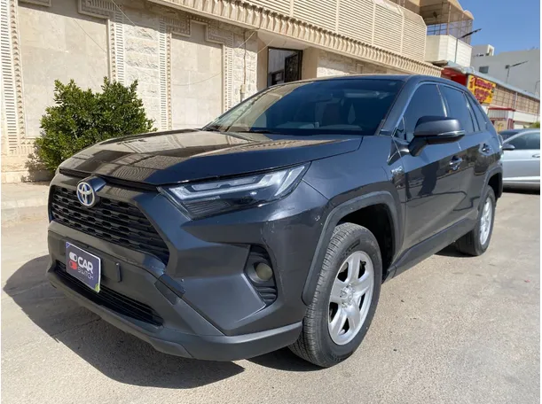 2022 تويوتا راف فور في الرياض