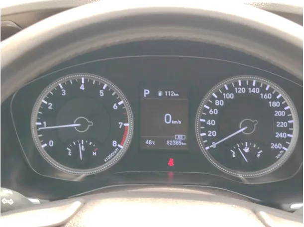 Car image 23