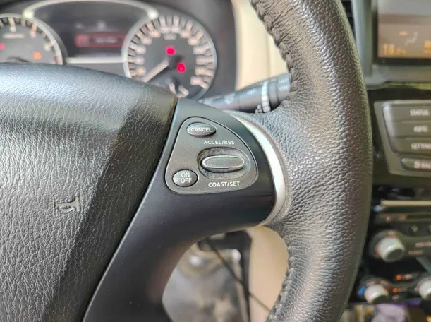 Car image 37