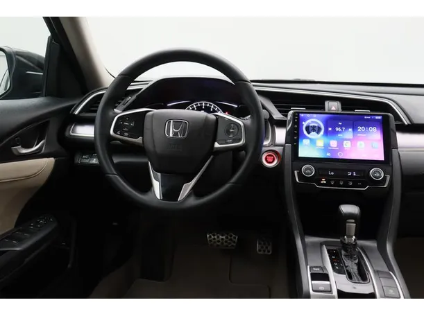 Car image 15