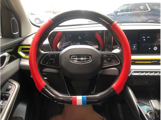Car image 16