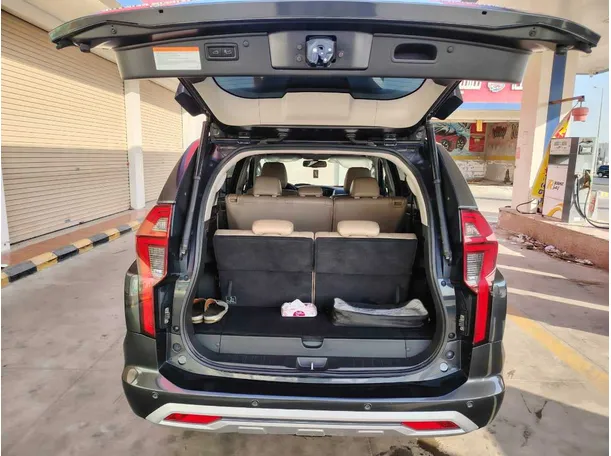 Car image 33